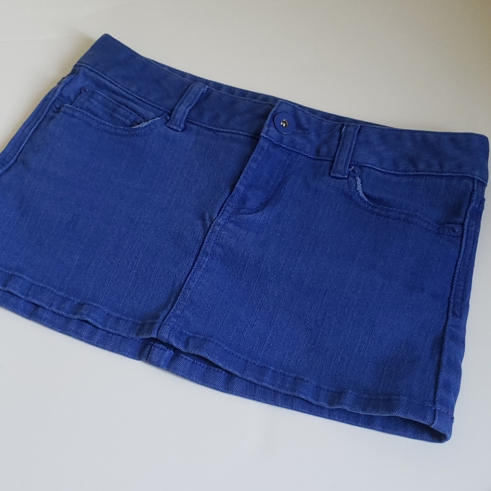 Dotti denim mini  blue skirt. Size 8